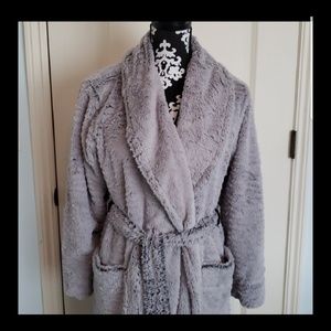 Soma plush robe, size S/M